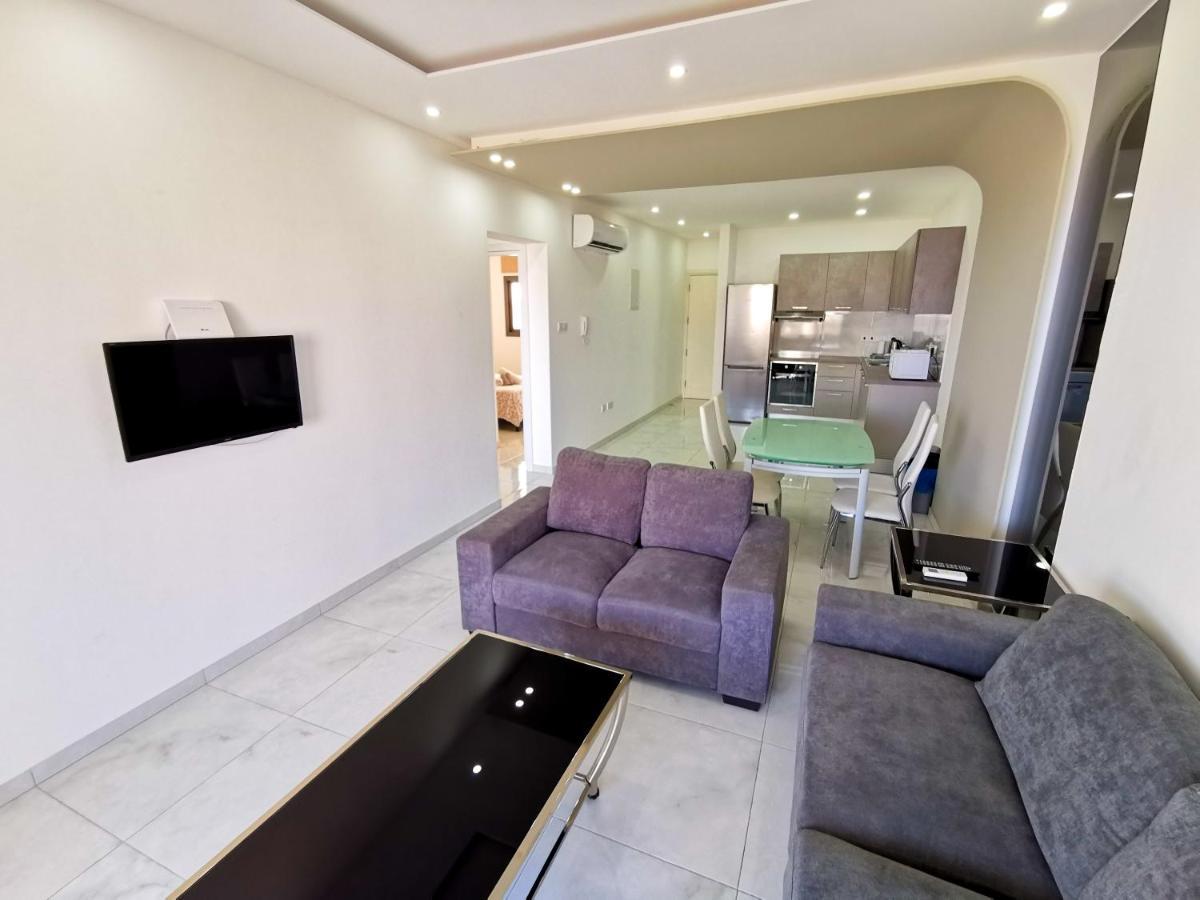Sunny Daze Seaview Apartment Larnaca Exteriér fotografie
