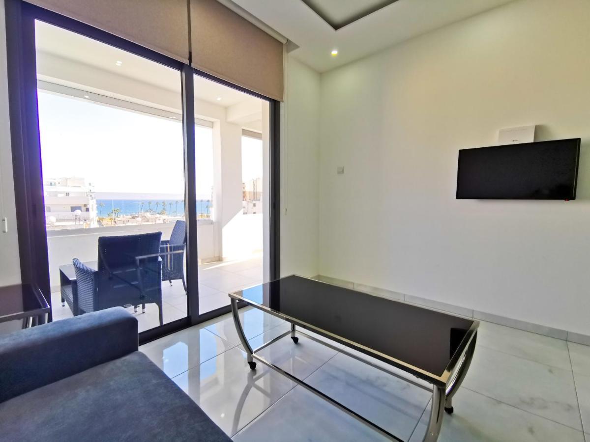 Sunny Daze Seaview Apartment Larnaca Exteriér fotografie